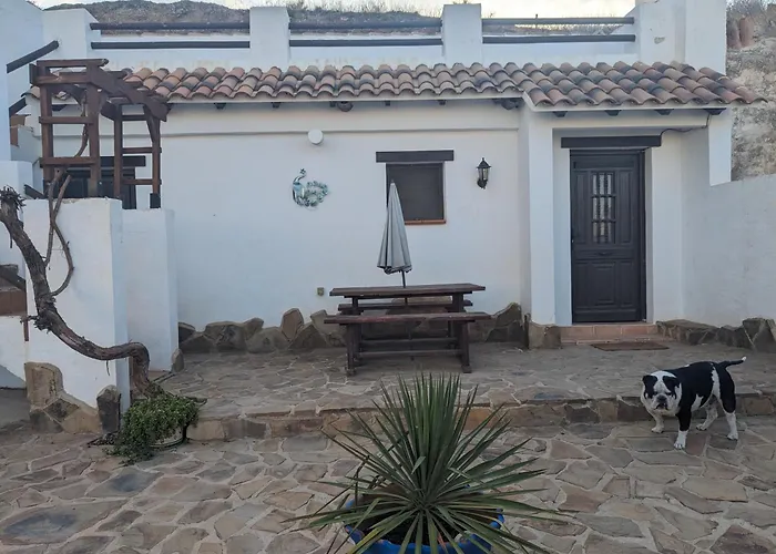 Cuevas Barrio Las Santas