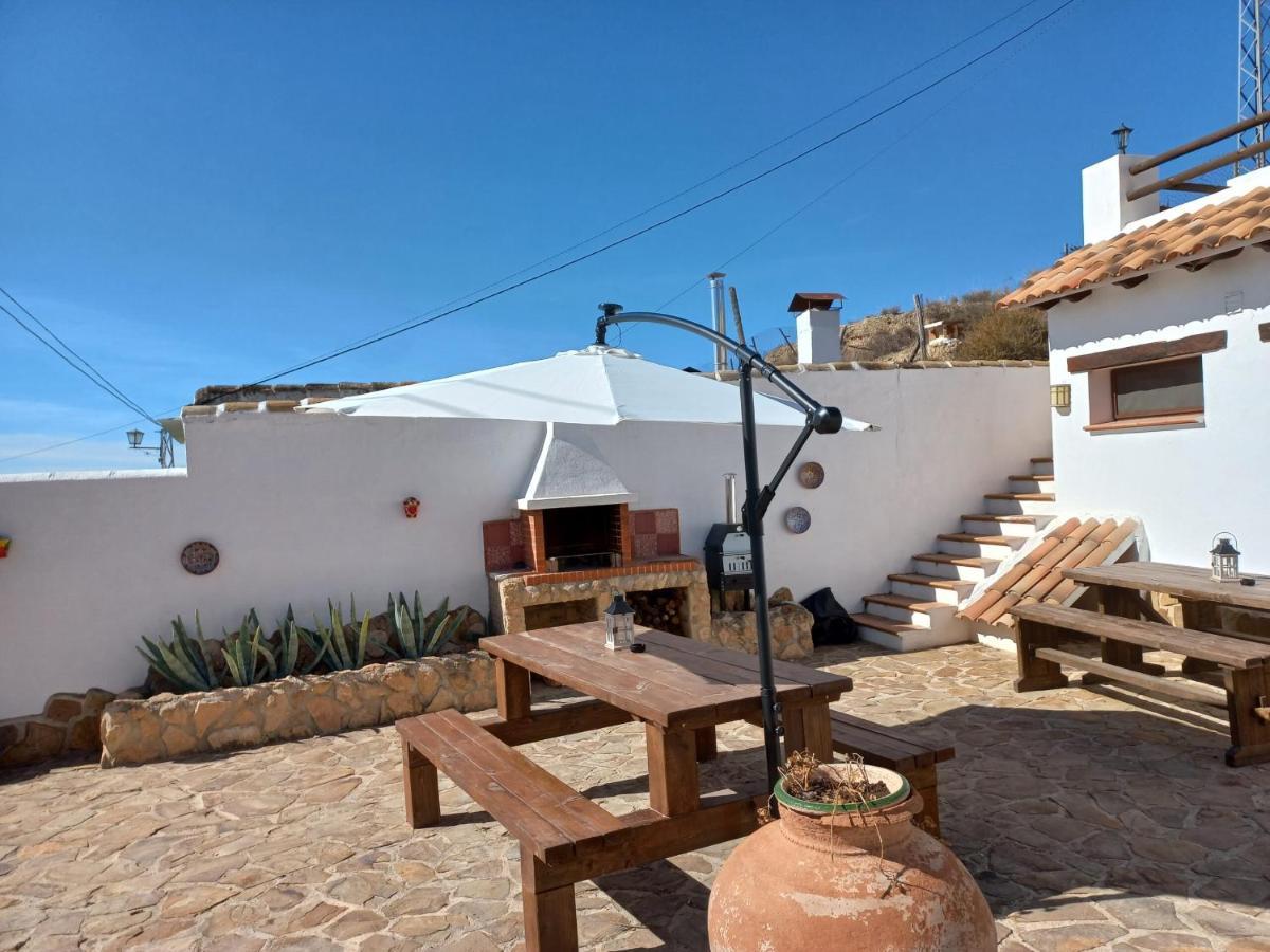 Cuevas Barrio Santas *